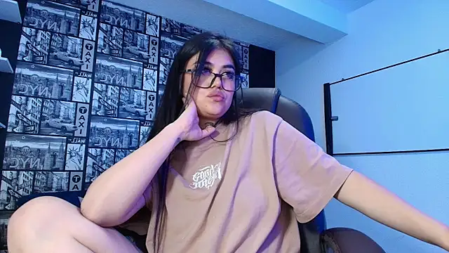 Mia Morelli  online show from November 8, 4:39 am