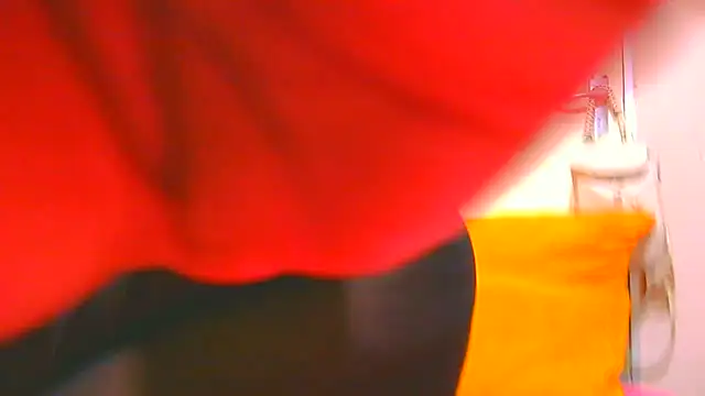 Snapshot of Tastyboobies chatting on September 26, 7:28 am Tastyboobies online show from September 26, 7:28 am