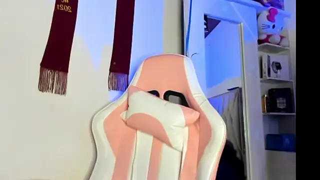 Candy violetta  online show from September 19, 9:25 pm