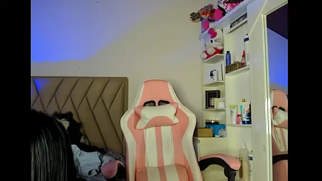 Candy violetta  online show from January 17, 5:31 pm