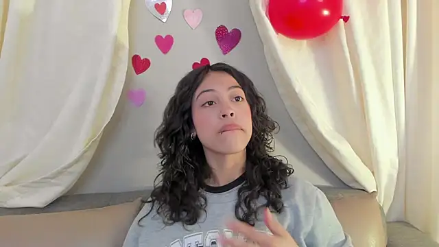 liily grey online show from September 17, 1:42 pm