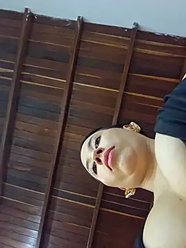 manumontoya  online show from September 29, 5:29 pm