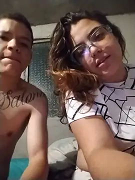 DulcePalomita online show from June 1, 6:04 am