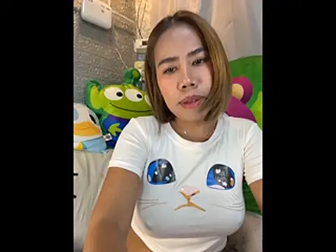 Kath C online show from November 26, 8:15 am