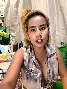 Snapshot of Kath_C chatting on October 10, 5:01 am Kath C online show from October 10, 5:01 am