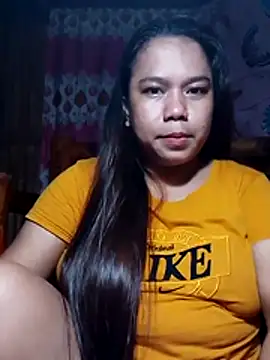 pinaychubbygirl online show from July 17, 1:37 pm