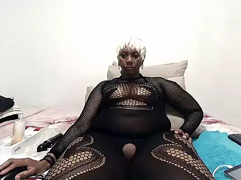 BigPussy10xx online show from May 31, 9:27 pm