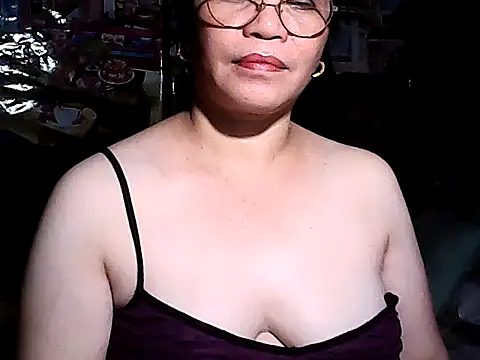 Adeline05 online show from October 14, 12:30 pm