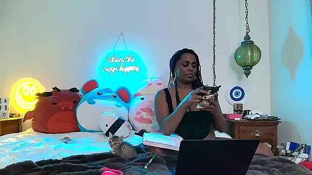 GigiMcFee online show from September 12, 4:35 am