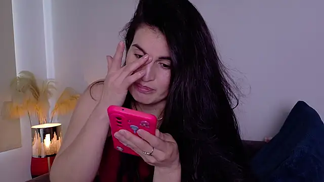 Snapshot of lizdevine chatting on October 3, 4:45 pm lizdevine online show from October 3, 4:45 pm