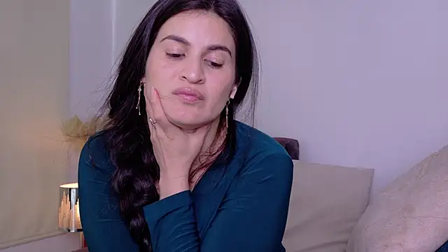 Snapshot of lizdevine chatting on September 24, 4:17 pm lizdevine online show from September 24, 4:17 pm