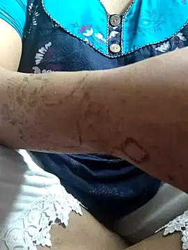 Ankitabhabhihot online show from November 2, 3:32 am