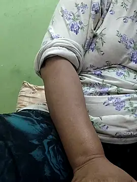 Snapshot of Ankitabhabhihot chatting on October 7, 8:19 am Ankitabhabhihot online show from October 7, 8:19 am