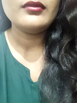 Cute pinkii online show from February 9, 8:00 pm