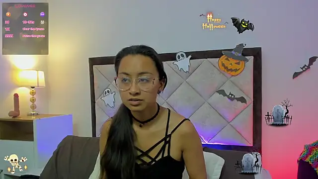 Snapshot of bravepetunia chatting on October 30, 1:45 pm bravepetunia online show from October 30, 1:45 pm