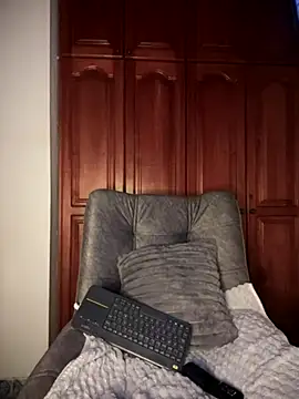 Snapshot of KaditaNavarro chatting on October 28, 11:09 pm KaditaNavarro online show from October 28, 11:09 pm