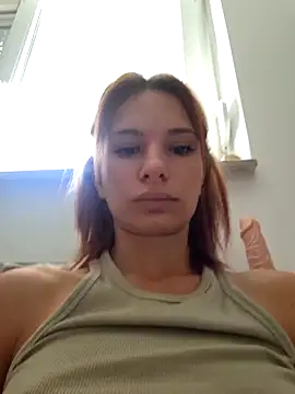 Snapshot of D4ddyslut chatting on September 20, 9:18 am D4ddyslut online show from September 20, 9:18 am