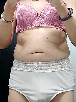 Emily de Carla online show from April 8, 4:09 pm