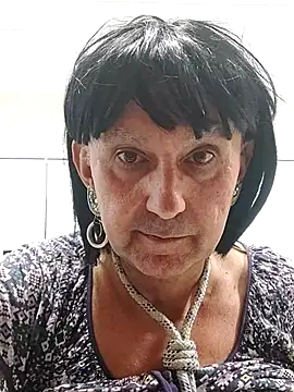 Emily de Carla online show from October 16, 3:25 pm