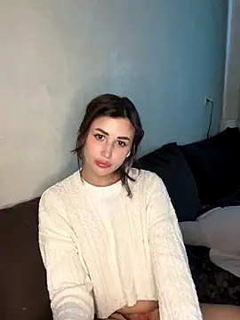 vexlana online show from October 12, 1:35 pm