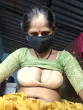 Snapshot of Hot-ilaiy chatting on October 7, 2:10 pm Hot-ilaiy online show from October 7, 2:10 pm