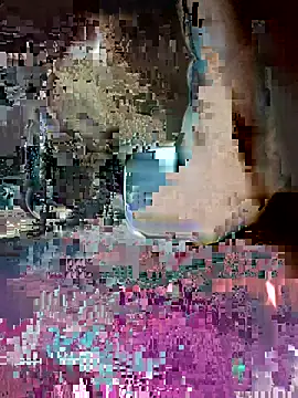 Snapshot of Hot-ilaiy chatting on September 23, 11:36 pm Hot-ilaiy online show from September 23, 11:36 pm