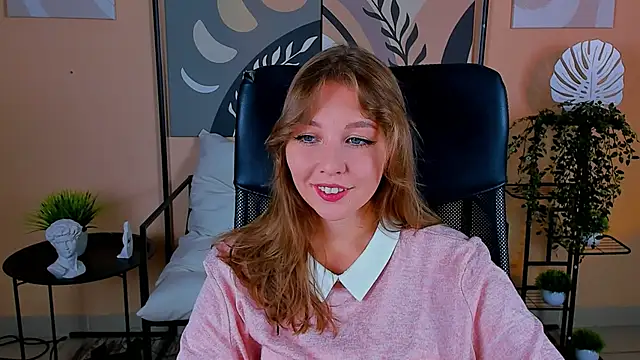 VivianGutierrez online show from September 17, 9:40 am