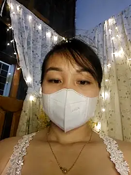 Laurie369 online show from September 18, 3:32 pm