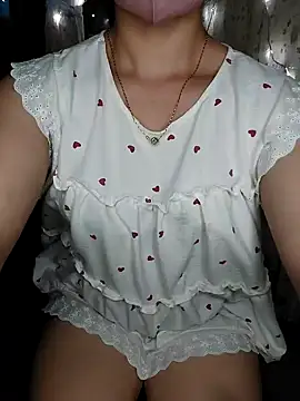 Laurie369 online show from September 22, 4:05 pm