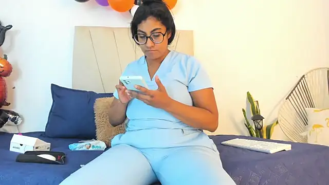 Snapshot of _Miaa_khalifa_ chatting on October 14, 12:30 pm Miaa khalifa online show from October 14, 12:30 pm