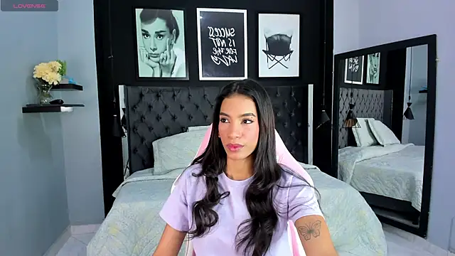 Snapshot of kitty_collins_ chatting on October 2, 10:20 am kitty collins online show from October 2, 10:20 am