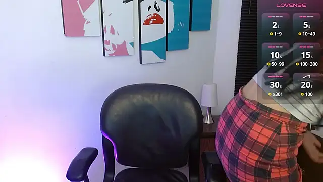 AlanaGarcia19 online show from September 18, 11:31 am