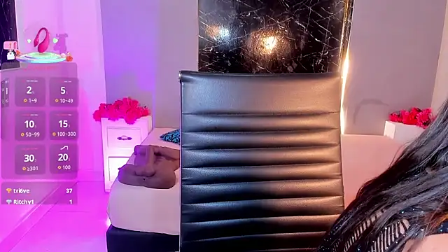 Snapshot of Hannacooper3 chatting on September 22, 8:51 pm Hannacooper3 online show from September 22, 8:51 pm