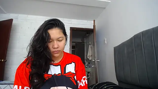 Snapshot of Naia_Stant chatting on September 19, 2:16 pm Naia Stant online show from September 19, 2:16 pm