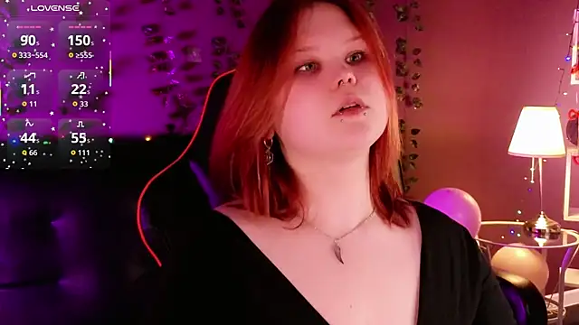 fillisfox  online show from January 19, 10:44 am