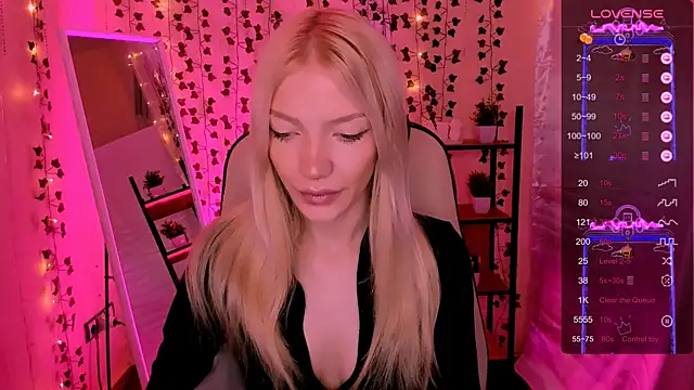 AnyaTaylor  online show from April 14, 2:11 am