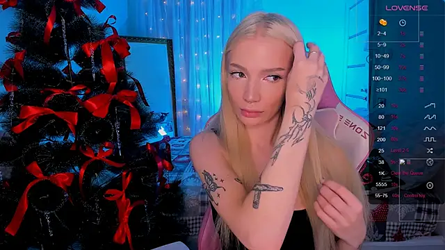 AnyaTaylor  online show from January 8, 7:45 am