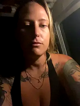 OdetteDelane online show from October 15, 9:12 am