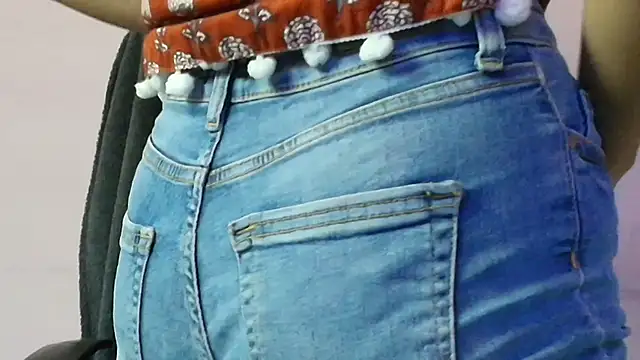 SWEET-18-TEEN online show from October 1, 7:19 pm