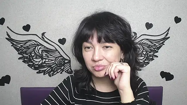 SelenaFly online show from October 8, 7:35 am