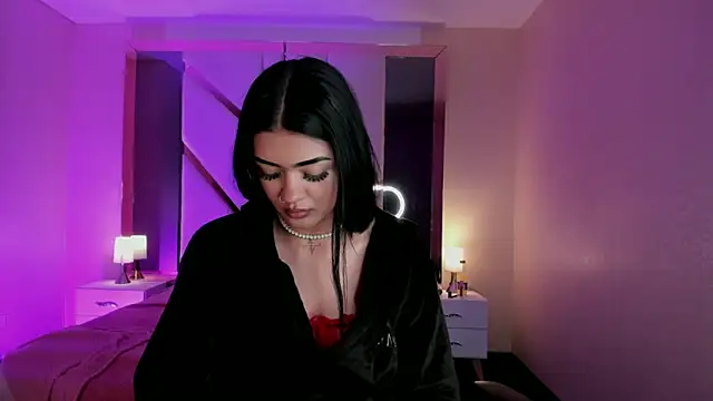 EmmaStonns online show from October 11, 9:17 pm