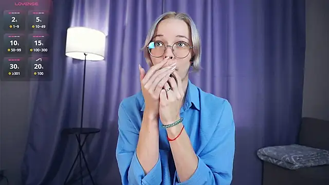 Snapshot of EdaKirkIin chatting on September 23, 6:11 am EdaKirkIin online show from September 23, 6:11 am