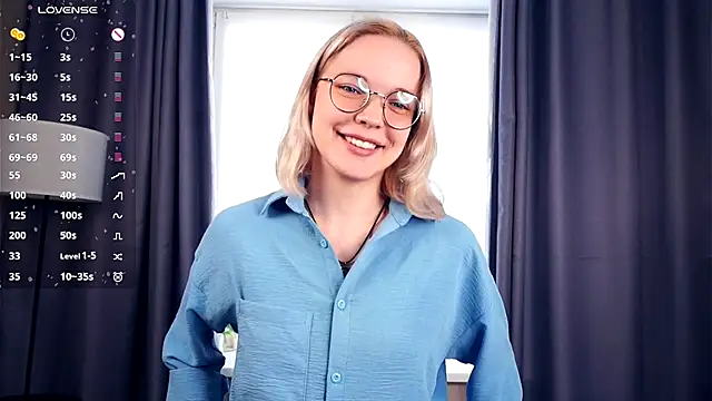 Snapshot of EdaKirkIin chatting on October 10, 5:23 am EdaKirkIin online show from October 10, 5:23 am