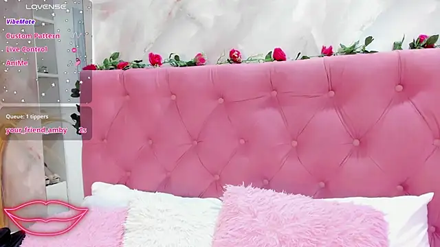 Snapshot of Victoria_Guzman chatting on September 20, 4:38 pm Victoria Guzman online show from September 20, 4:38 pm