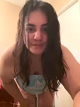 xstreyitaa online show from October 31, 5:09 am