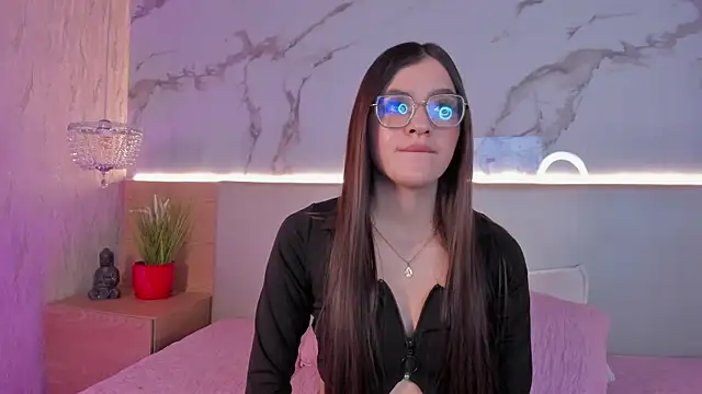 Snapshot of Celeste-Evanns chatting on October 7, 8:02 pm Celeste-Evanns online show from October 7, 8:02 pm