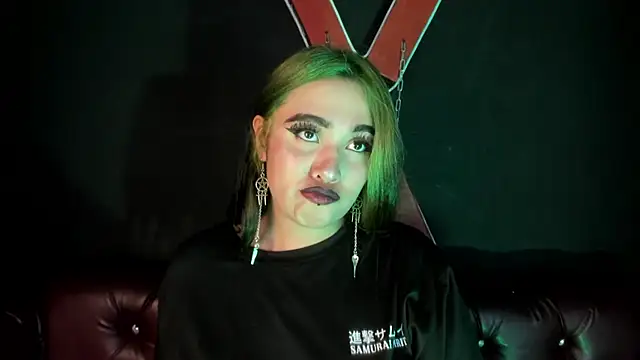 Lilith Zenith online show from October 29, 3:00 am