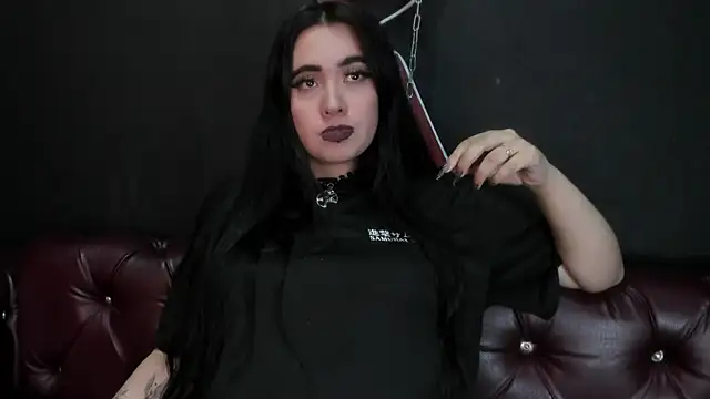 Lilith Zenith online show from October 17, 3:21 am