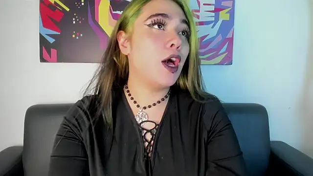 Lilith Zenith online show from October 31, 4:14 am