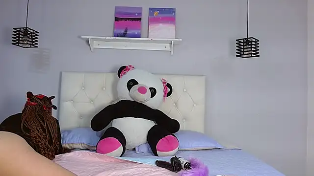  Aiitanaa  online show from November 5, 5:23 am